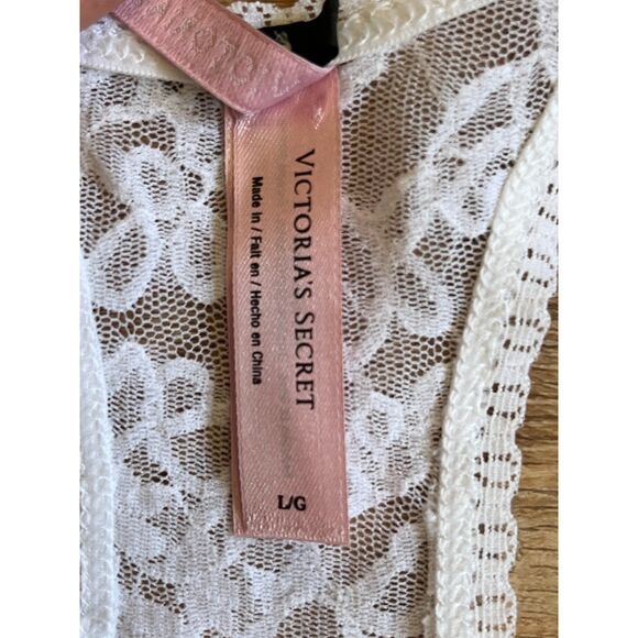 Vicotria's Secret White Lace Slip Nightie Thong Lingerie Set  Women's Size Large - Picture 4 of 13
